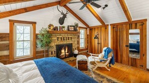 Desk, iron/ironing board, Internet, bed sheets - Lost & Found Log Cabin | Private Hot Tub Retreat in Brown County (Morgantown)
