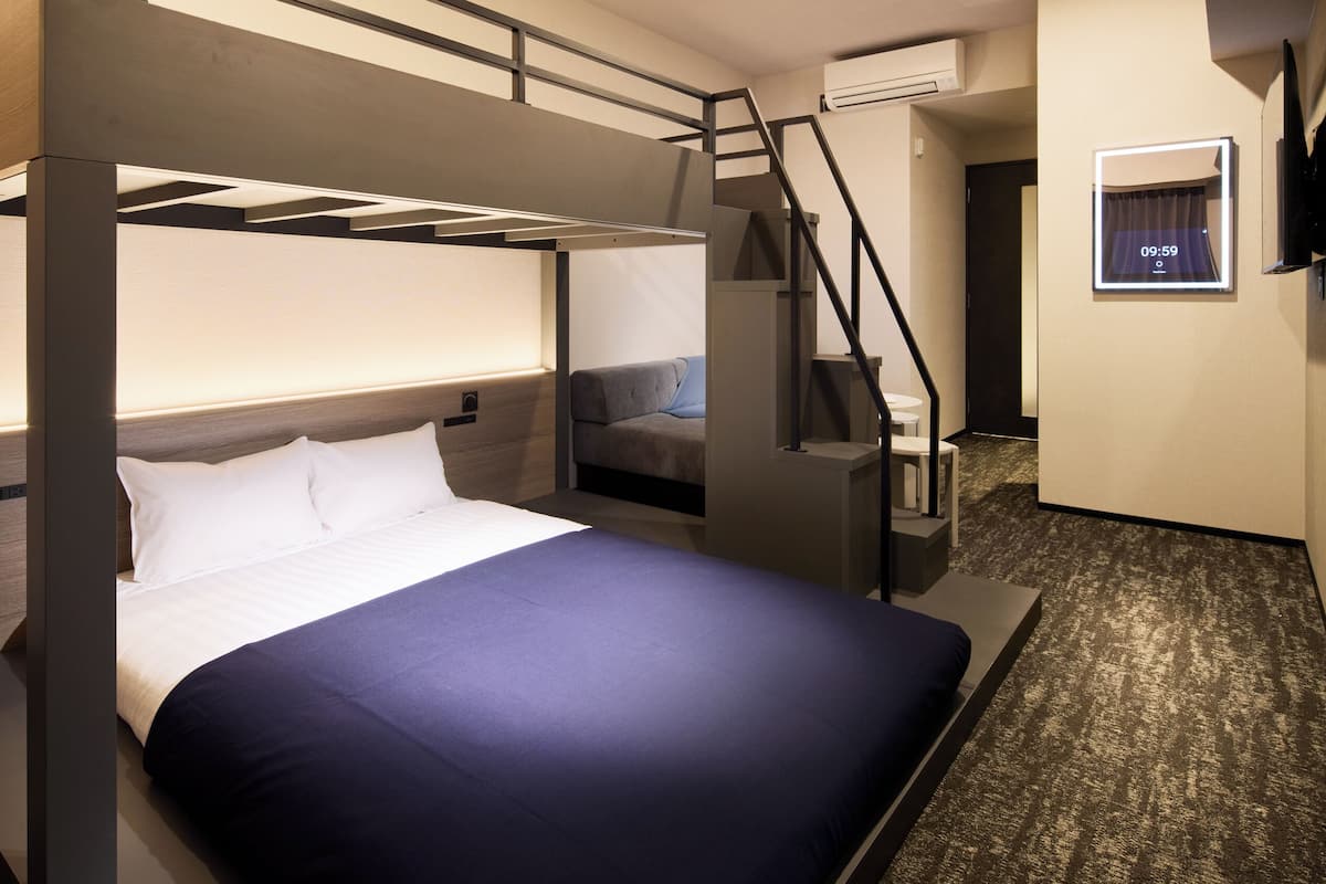 Loft bàsic, no fumadors | Wifi gratuïta i roba de llit 