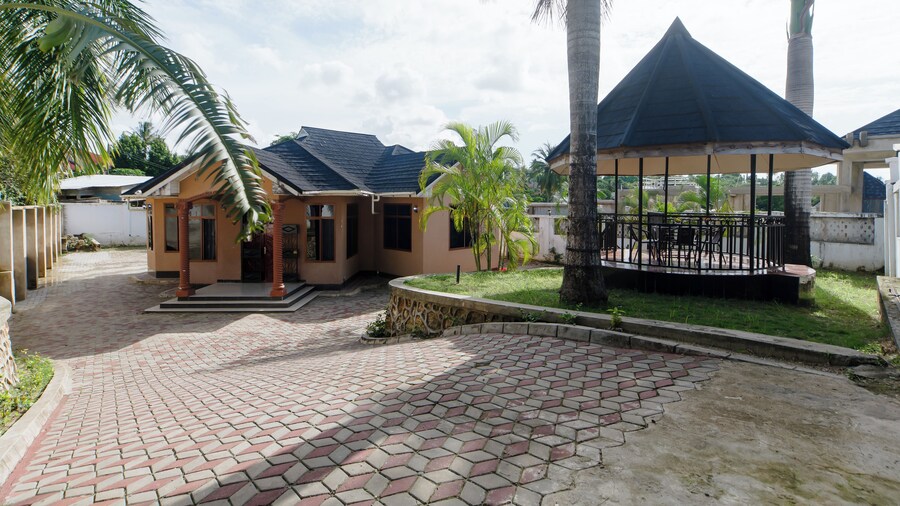 Cozy Tanzania