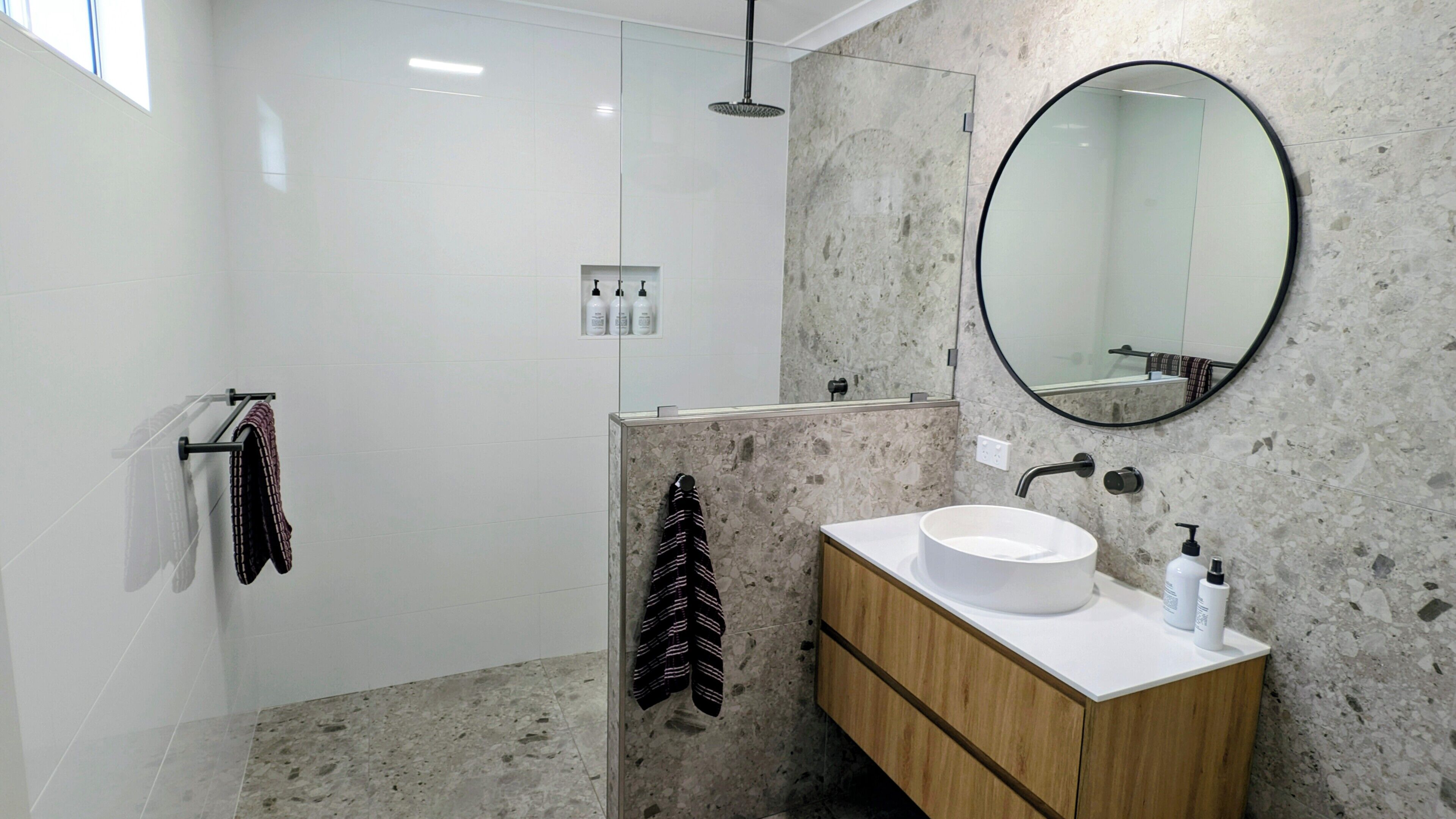 Luxury Studio, Garden View | Bathroom