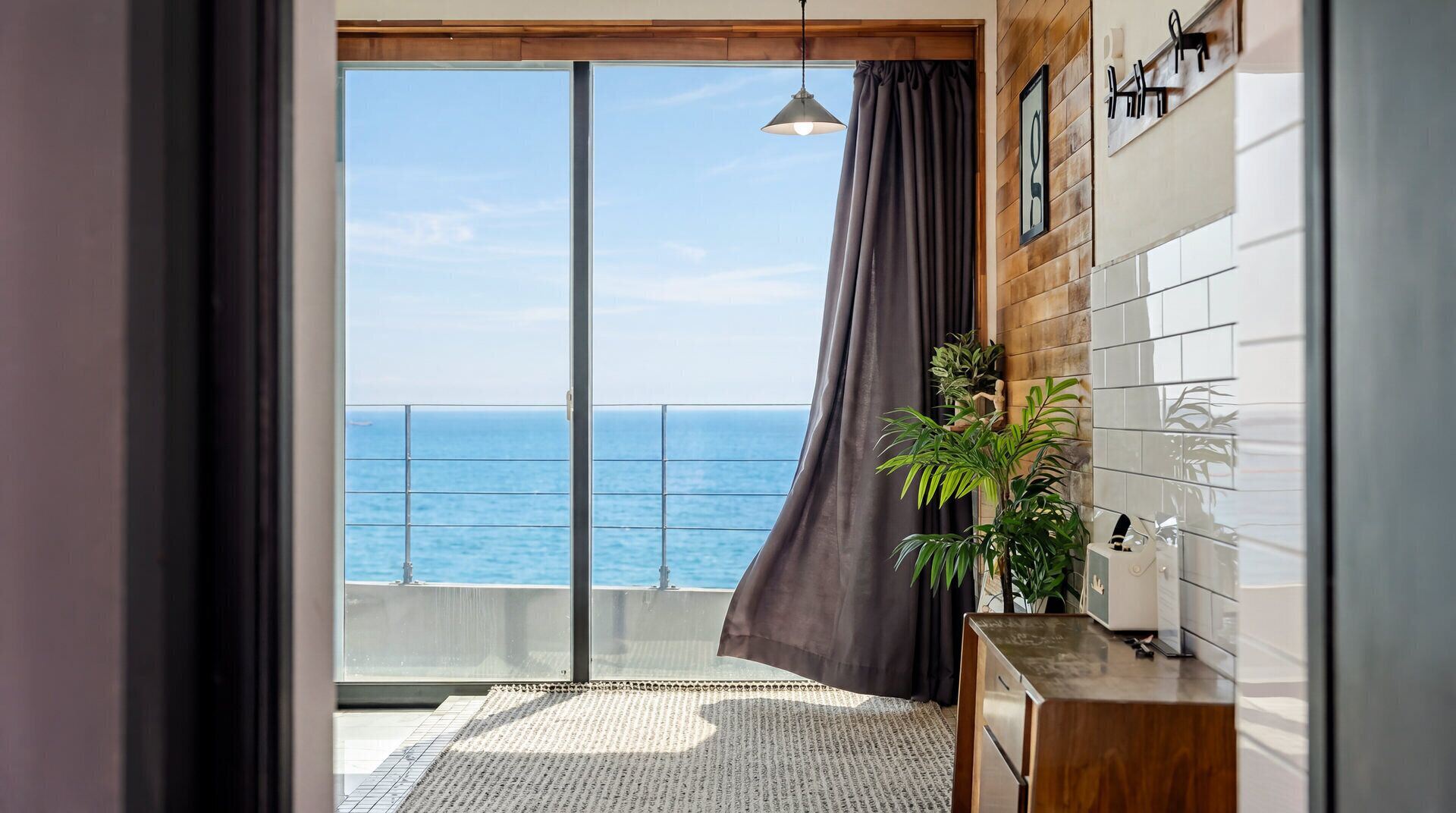 Perushuone, 1 makuuhuone (C-401(Ocean View Rooftop Room)) | 1 makuuhuone, ilmainen Wi-Fi