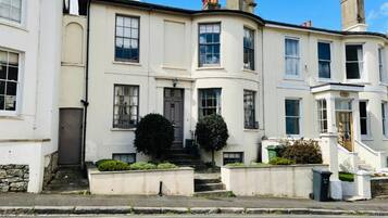 House | 2 bedrooms