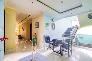 Lobby - Hotel O Tebet Near Tebet Station (Jakarta)