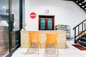 Lobby - Collection O Jalan Slamet Riyadi Kampung Batik K (Surakarta)