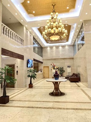 Lobby - Royal J Hotel (Cebu City)