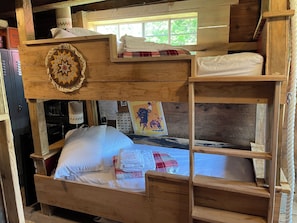 Room - The Bunkhouse at CrowNestFarm. A glamping farm adventure 3 hrs from NYC (Trumansburg)