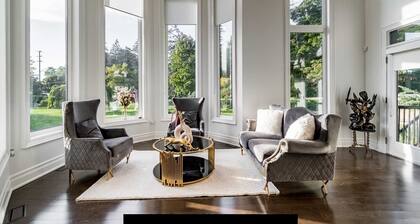Parties, Weddings or Holiday Gateway - A perfect place for your small gatherings