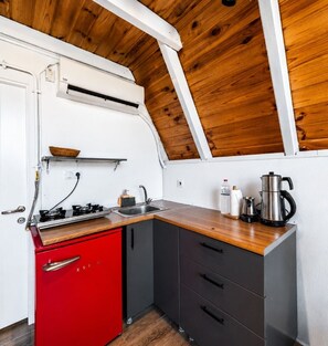 Bungalow, vista lago | Cucina privata