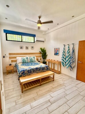 1 chambre, fer et planche à repasser, Wi-Fi gratuit, draps fournis