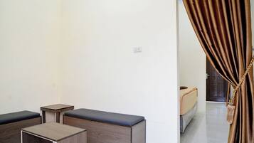 Superior Double Room, Courtyard View | Interior