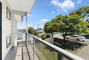 Property grounds - The Duncan Retreat Bald Hills QLD (Bald Hills)