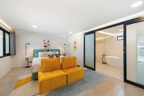 House, Balcony | In-room safe, iron/ironing board, free WiFi - Comfy Townhouse Near Fisherman (Bophut)