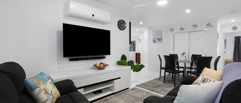 Apartment | Living room