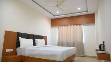 Kamar Superior | Meja kerja, Wi-Fi gratis, dan seprai linen