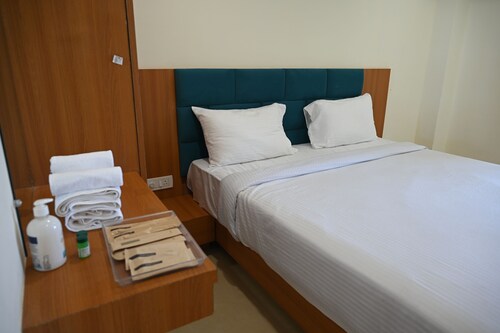 Shubhratna Hotels & Resort