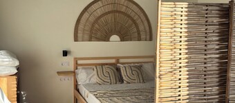 GIACO SUITES