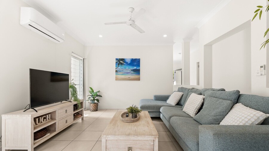 Coastal 4-bed Retreat With Pool in Toogoom