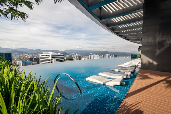 Piscine sur le toit