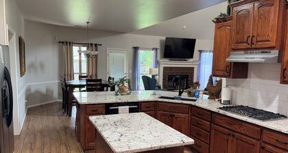 Phenomenal 5-bedroom house in a family-friendly Bixby neighborhood