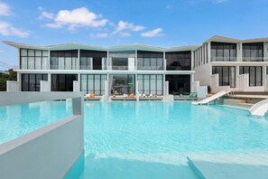 Outdoor pool - Pool Access Large Townhouse (Koh Samui)