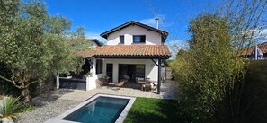 Exterior - Vrbo Property (Anglet)