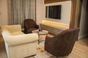 Executive Suite, City View | Living area - Ambiiflora Hotel (Abuja)