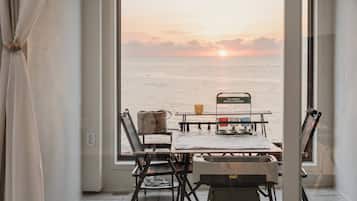 Basic Room, 1 Bedroom (Ocean View Couple Room B1) | 1 bedroom, free WiFi