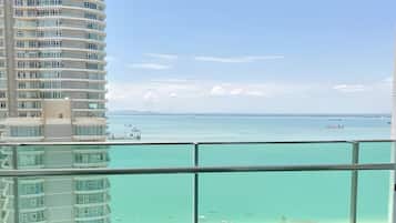 Apartment, 3 Bedrooms, Sea View | View from room