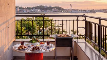 Basic Room, 1 Bedroom (Room 202 (Ocean View))