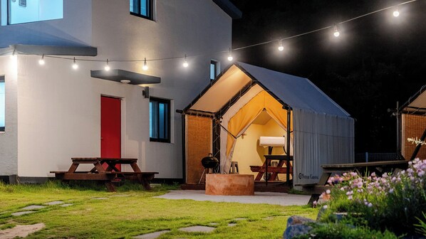 Exterior - Gyeongju The Glamping Pool Villa (Gyeongju-si)