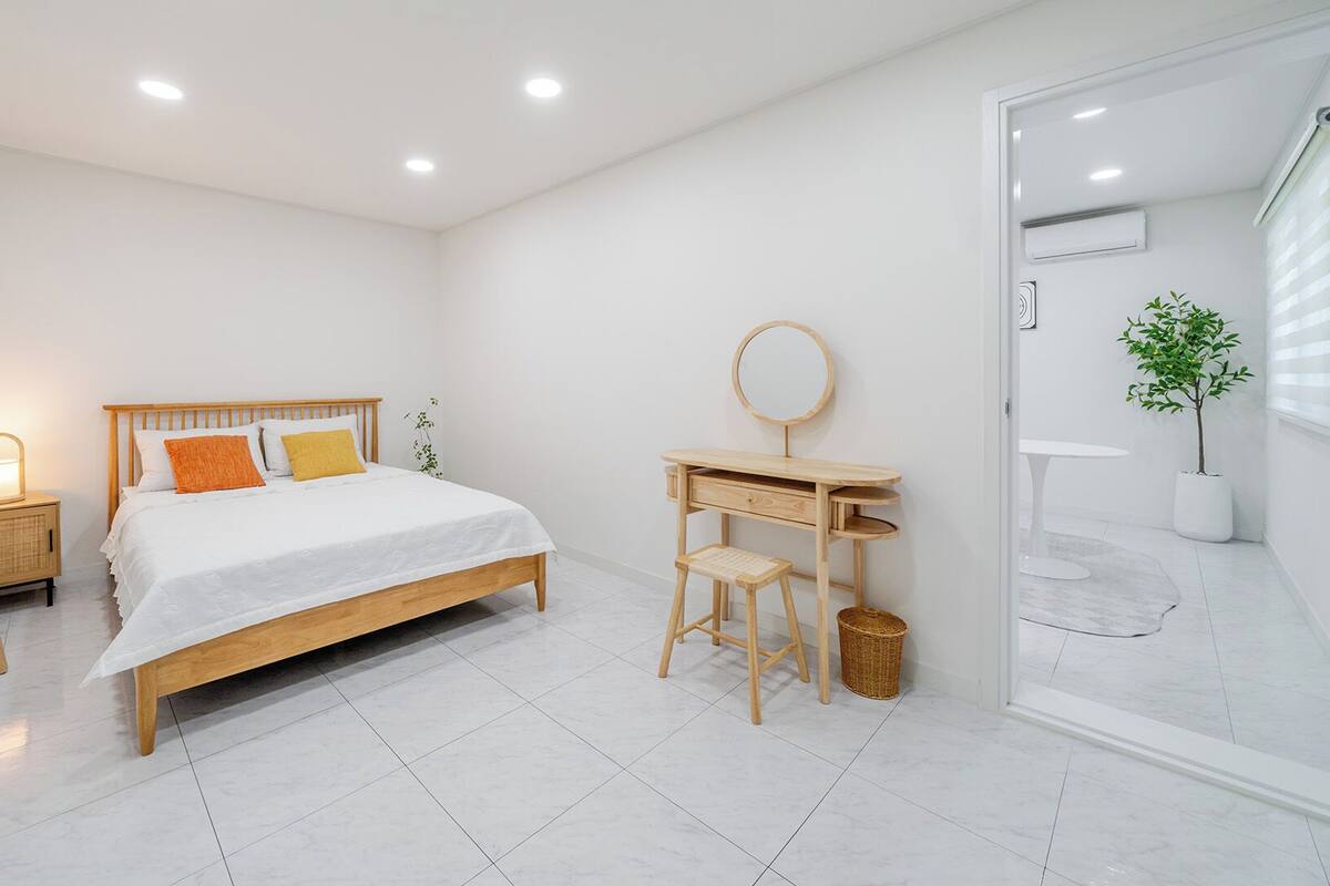 Basic Room, 2 Bedrooms (Pool Villa 3) | 2 bilik tidur, Wi-fi percuma 