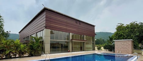 Piscine extérieure