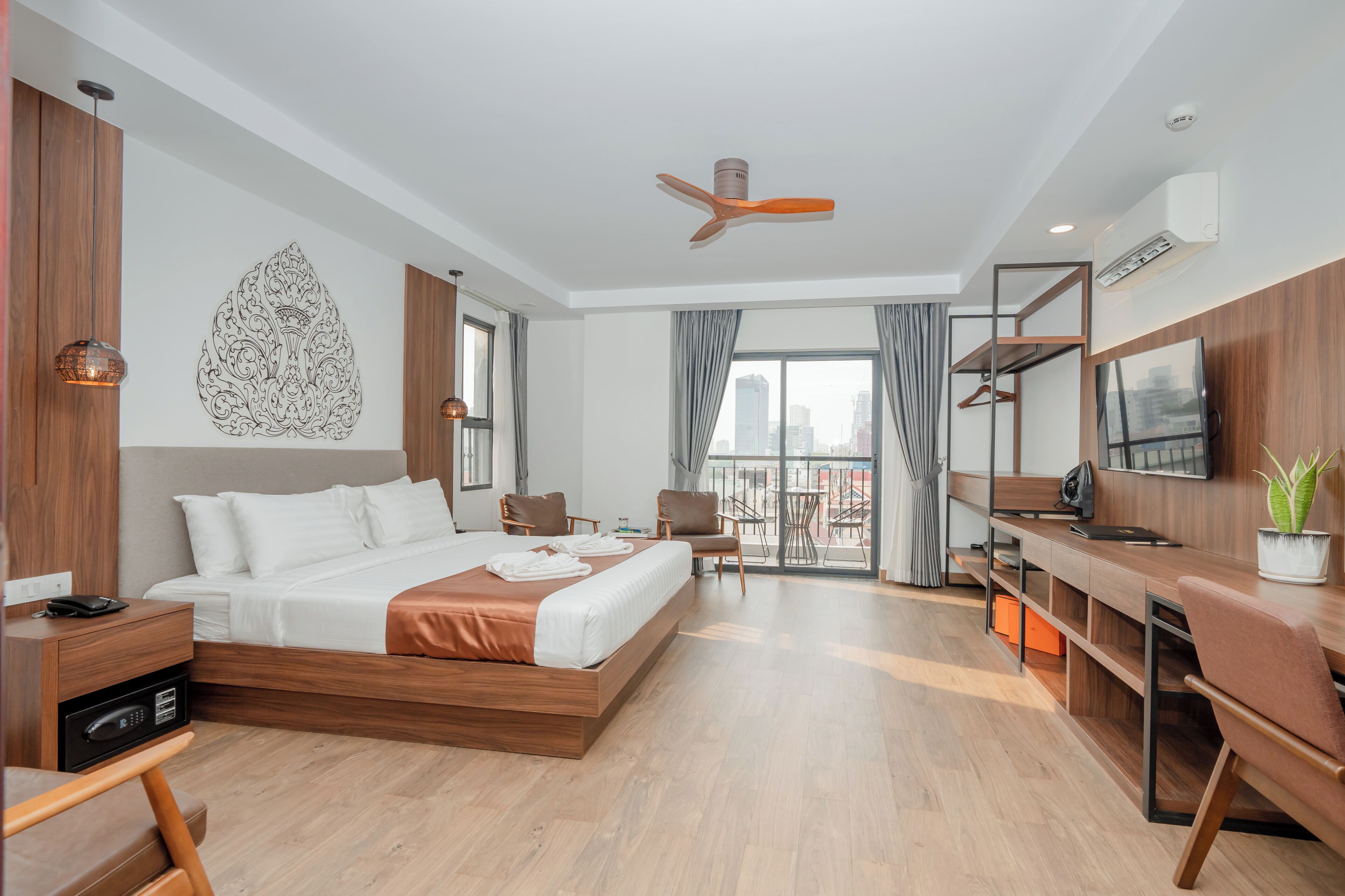 Executive Apartment, Balcony, City View | Desk, free WiFi