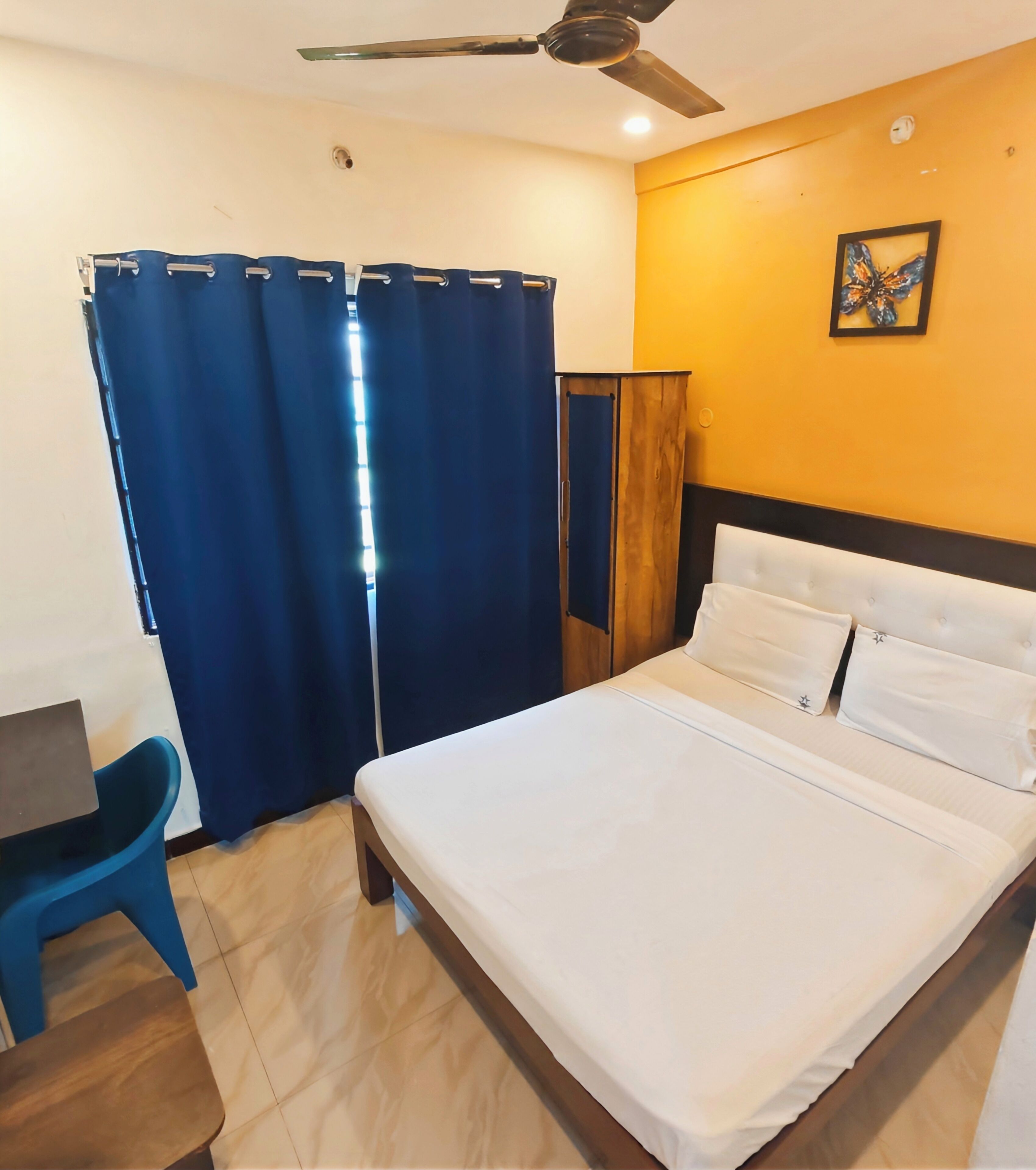 Quarto casal básico | Wi-Fi de cortesia