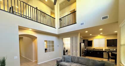 Prime Downtown Summerlin Modern 3BR King En-Suite
