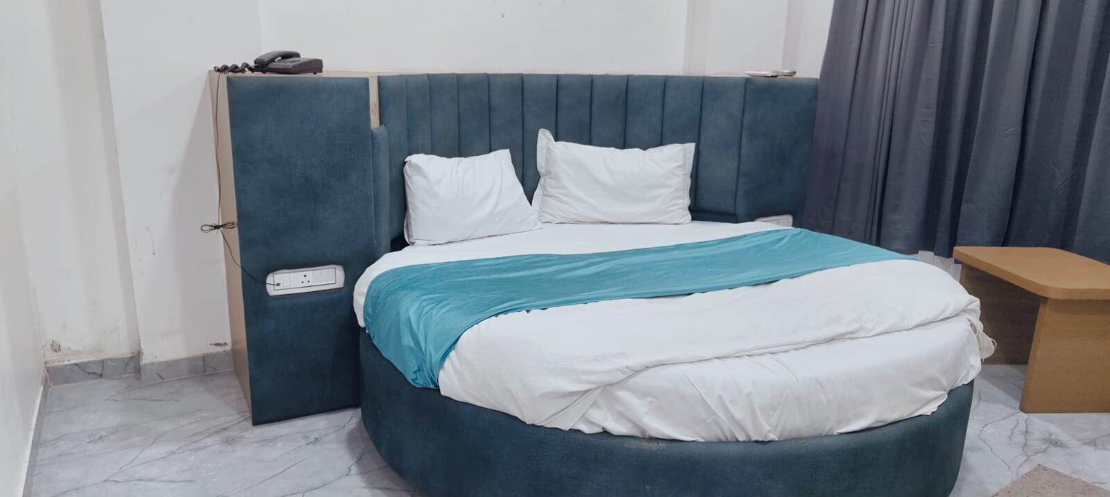 Deluxe-Doppelzimmer | Schreibtisch, kostenloses WLAN