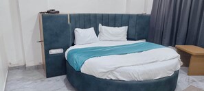 Deluxe-Doppelzimmer | Schreibtisch, kostenloses WLAN