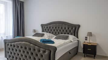2 habitaciones, escritorio, wifi gratis y ropa de cama