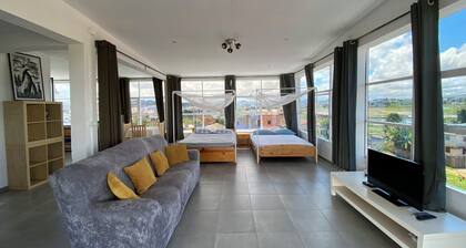 Apartment with 360-degree view
