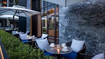Standard Twin Room, City View | Terrace/patio