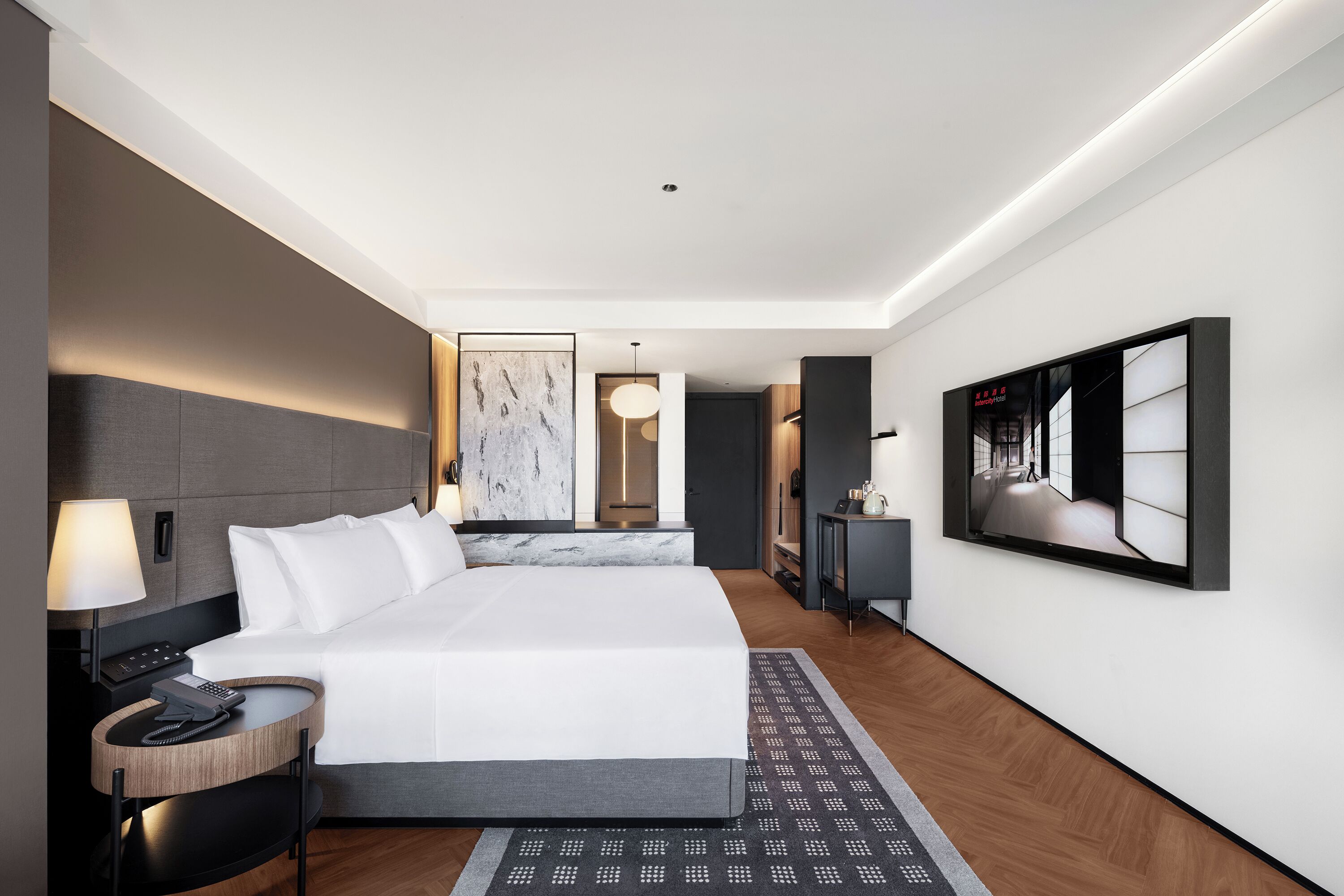 Habitación estándar con 2 camas individuales | Escritorio, espacio para trabajar con laptop y cortinas blackout 