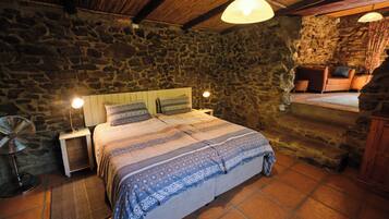 Standard Cottage | WiFi (free), bed sheets