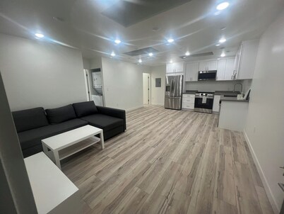Luxurious Santa Monica retreat