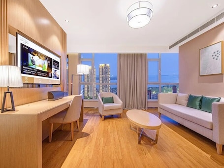 Premier Double Room, Partial Sea View | Living area. Crystal Hotel Qingdao Golden Sand Beach