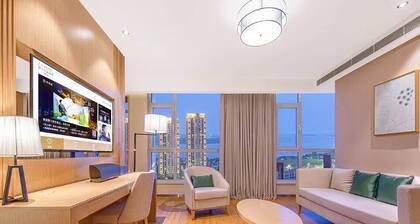 Crystal Hotel Qingdao Golden Sand Beach