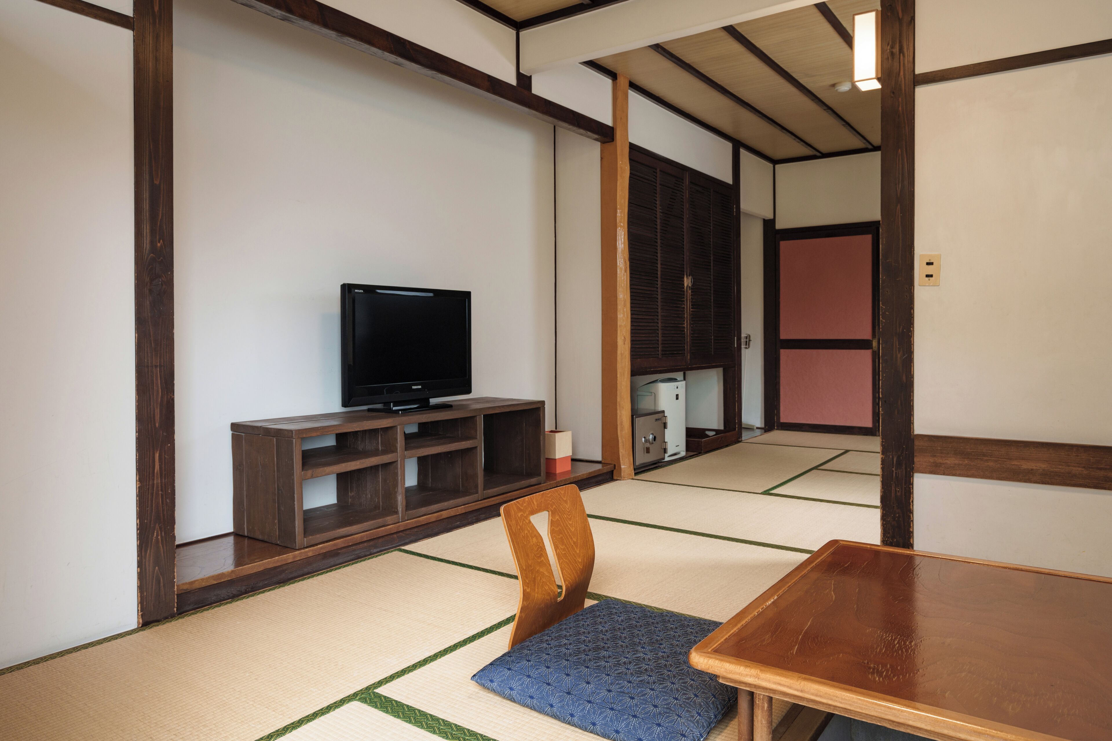 Economy Triple Room | WiFi (free)