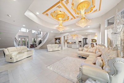 Private Luxury Estate Retreat 8 Acres Near Galveston and Houston