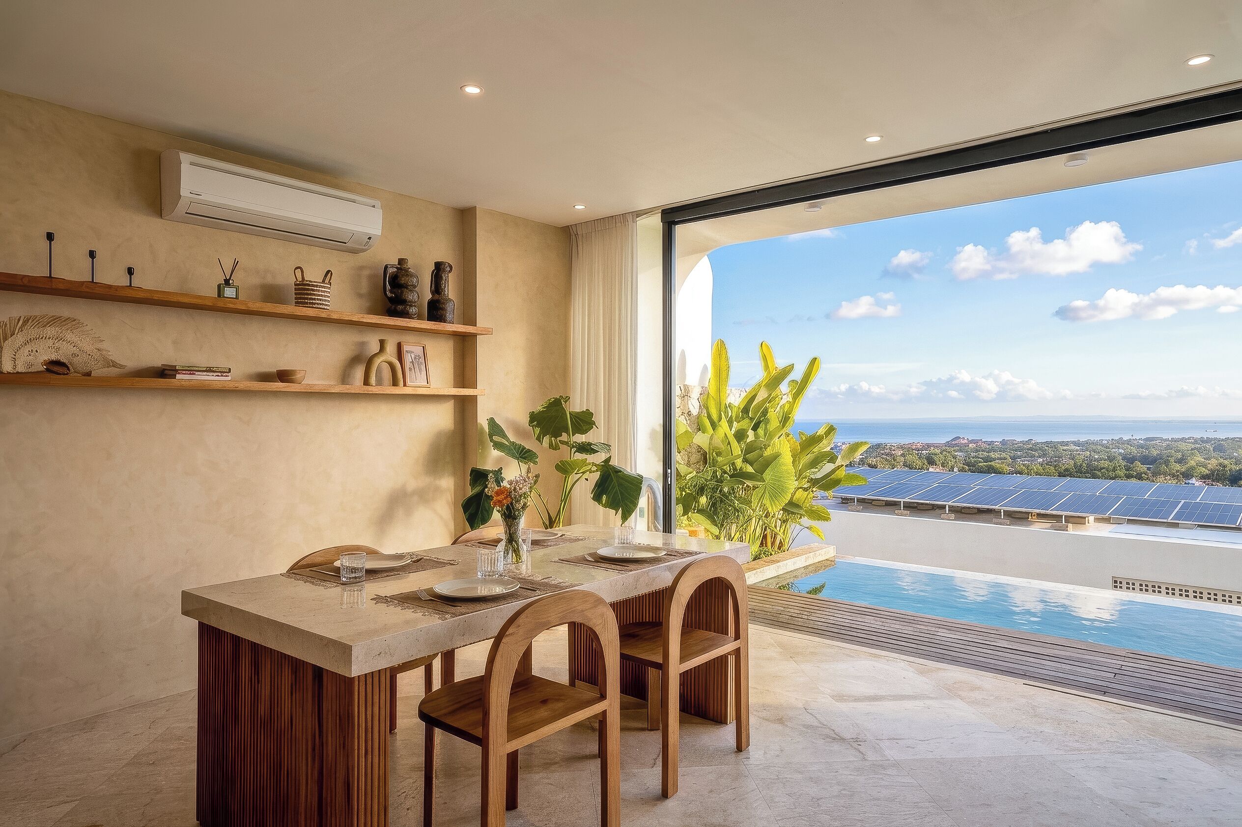Villa de lujo, 2 habitaciones, balcón, vistas al mar | Comedor