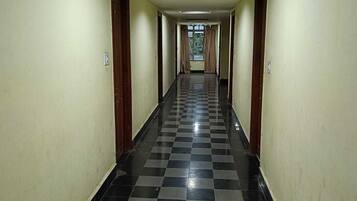 Eenvoudige kamer | Interieur