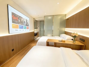 Twin Room | Desk, laptop workspace, free WiFi - MOTRI HOTEL Futian Huaqiang North Branch (Shenzhen)